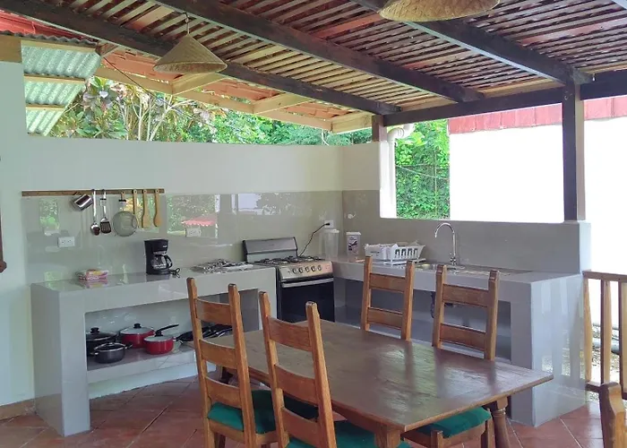 Cabinas Nirvana Ecolodge