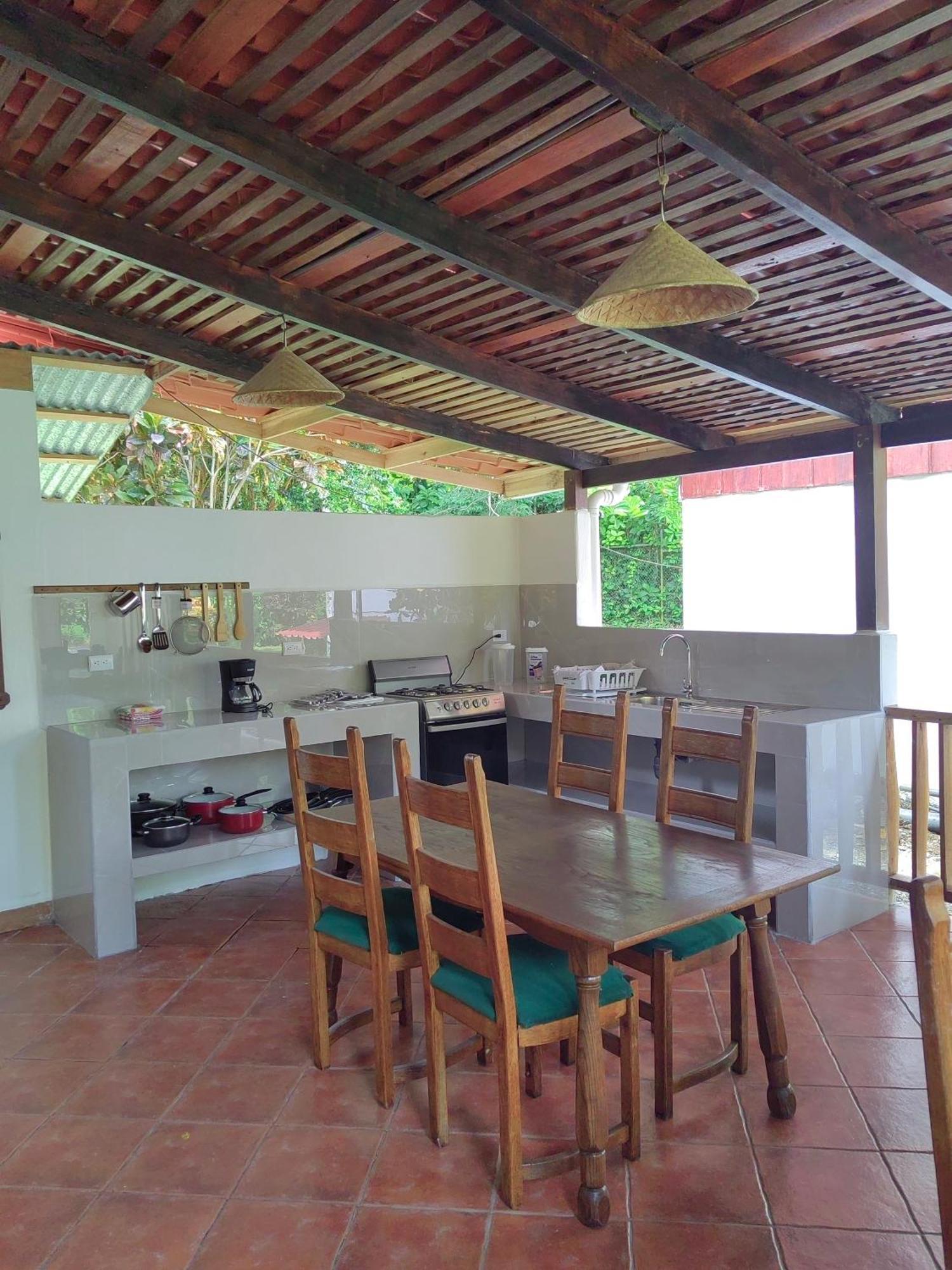 Inn Cabinas Nirvana Ecolodge 3*