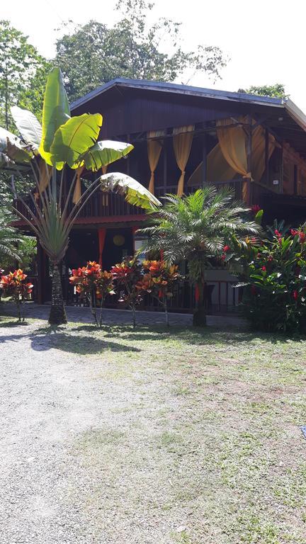 Inn Cabinas Nirvana Ecolodge 3*