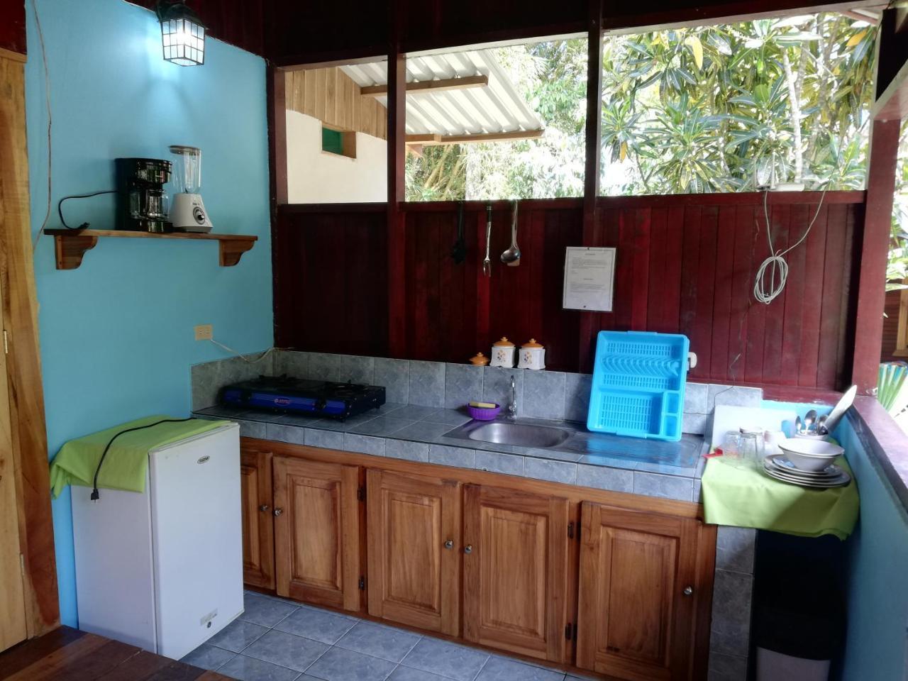 Cabinas Nirvana Ecolodge Cahuita